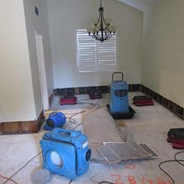 Dryout construction room home Pro water damage